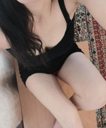 Мои услуги настолько разнообразны, что ты будешь в восторге! 😍🔥
Я открою перед тобой мир наслаждений и разврата. Я могу быть твоей покорной девочкой или страстной любовницей. У меня есть множество игрушек и костюмов, чтобы сделать наши встречи еще более захватывающими. 💋🎀
Мы можем провести время в уютной гостинице или я могу приехать к тебе. Я всегда выгляжу шикарно и знаю себе цену. Наши встречи будут полны эмоций и удовольствия. 💎💦
Я имею действительно положительные отзывы от моих постоянных клиентов, которые всегда возвращаются ко мне. Ты можешь проверить мои фото, чтобы убедиться в моей красоте и сексуальности.
Москва - это город страсти и возможностей, и я готова делиться этим с тобой. 💥💃 Давай встретимся и создадим незабываемые моменты вместе! 💋💫 Оля